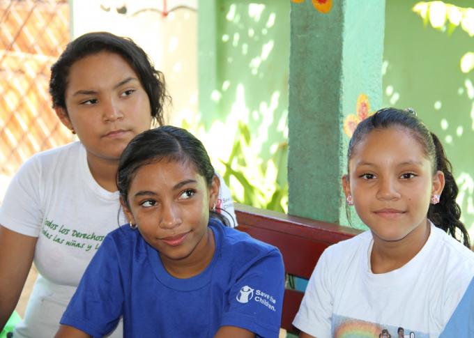 Niñas durante la consulta, Managua, 14.01.2015