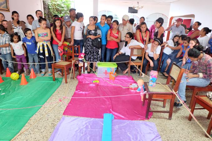 Workshop on friendly spaces. Photo courtesy of FUNARTE. Estelí